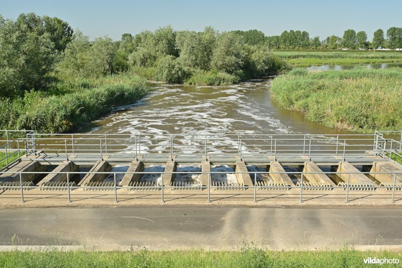 Inwateringssluis aan het Zennegat