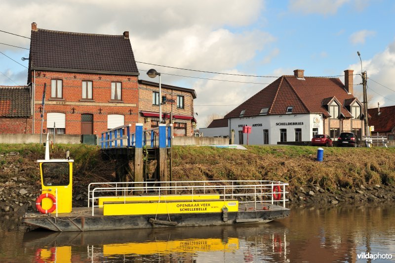 Veerboot te Schellebelle