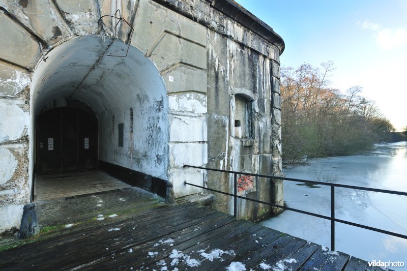 Fort Oelegem en walgracht