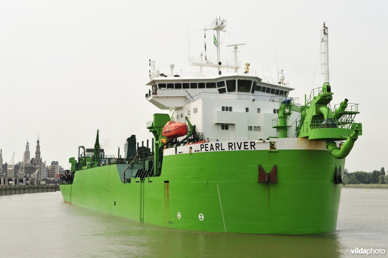 Baggerboot Pearl River