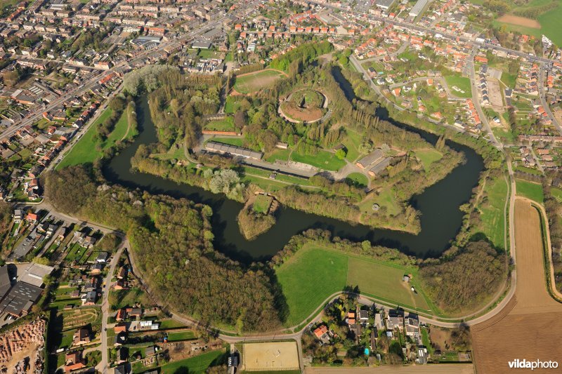 Fort 2