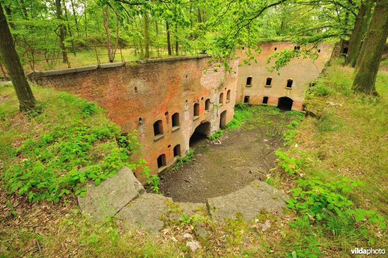 Binnenplein van réduit van fort 6
