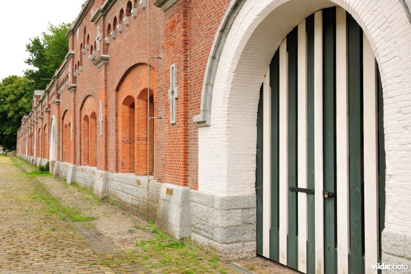 Hoofdfrontgebouw van Fort 4