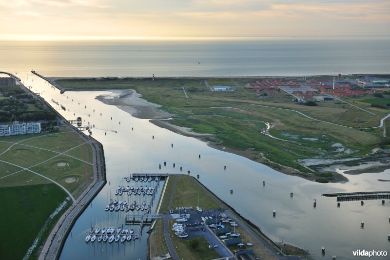 De IJzermonding vanuit de lucht