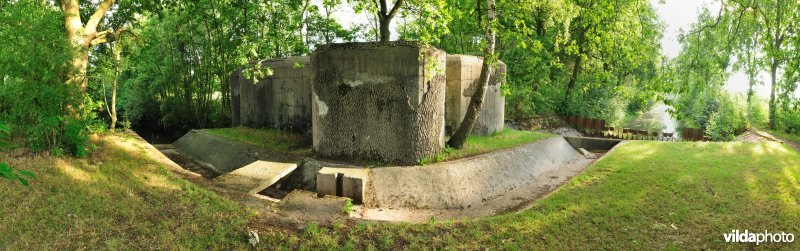 Sluisbunker op de antitankgracht