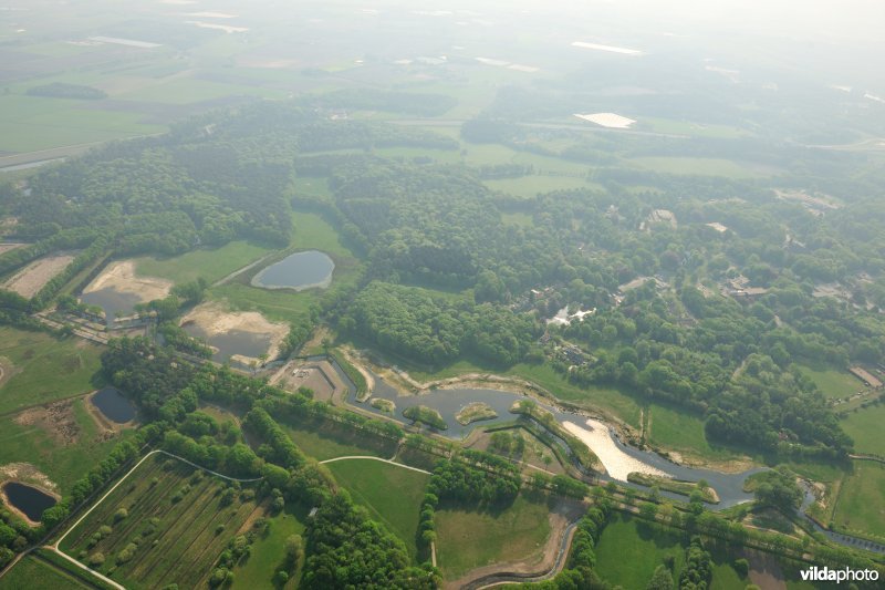 Liniewal tussen Fort De Roovere en Fort Pinssen